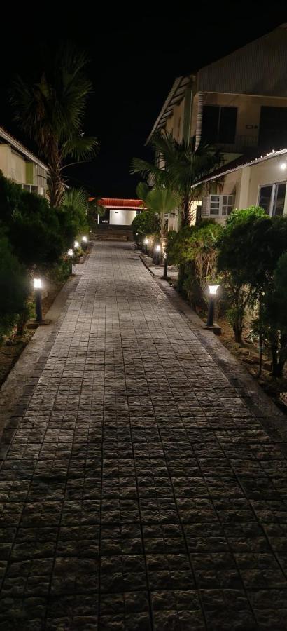 New Mouchak Hotel & Resorts Tajpur Buitenkant foto