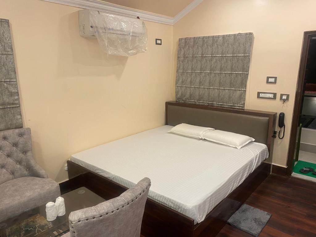 New Mouchak Hotel & Resorts Tajpur Buitenkant foto